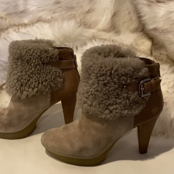 Taupe Suede genuine Leather beautiful Ankle Boots BEAUTIFUL - Picture 7 of 16